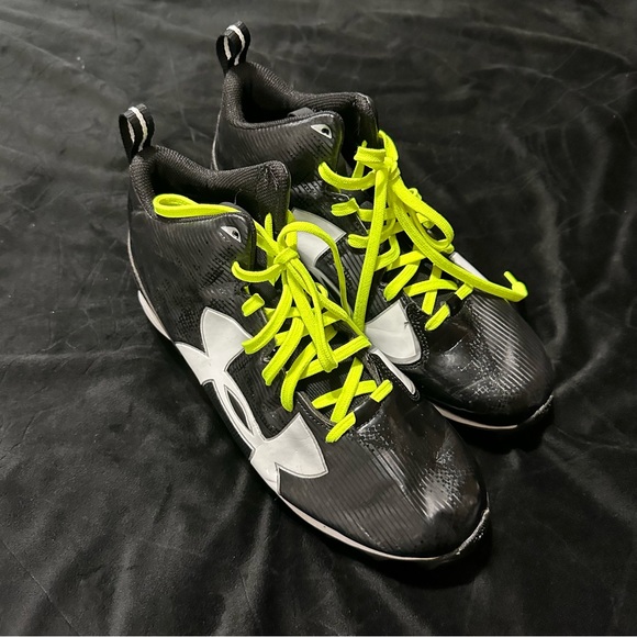 Under Armour Mens Football Cleats, US11 - Picture 3 of 6